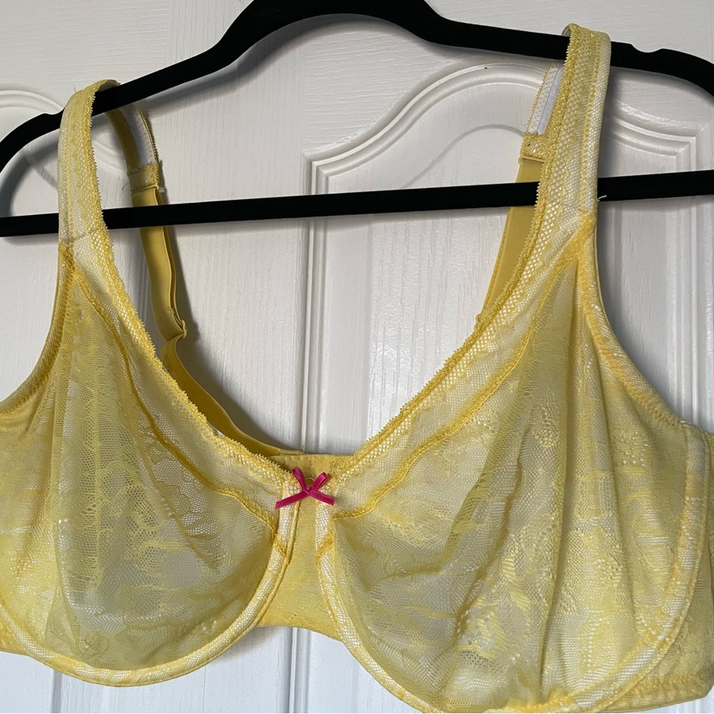 Unlined Lace Cacique Bra